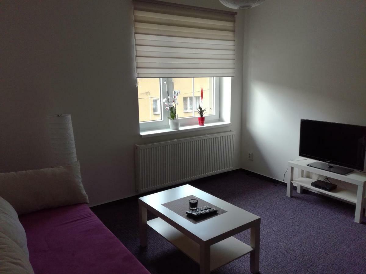 Apartman Prefa Benesov nad Ploucnici 외부 사진